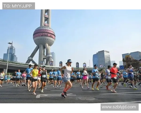 上海足球队在世界锦标赛上的拼搏之路与荣耀时刻回顾 上海足球队在世界锦标赛上的拼搏之路与荣耀时刻回顾