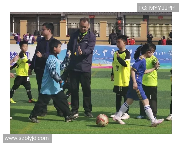 平谷足球培训助力青少年成长提升足球技能与团队合作精神