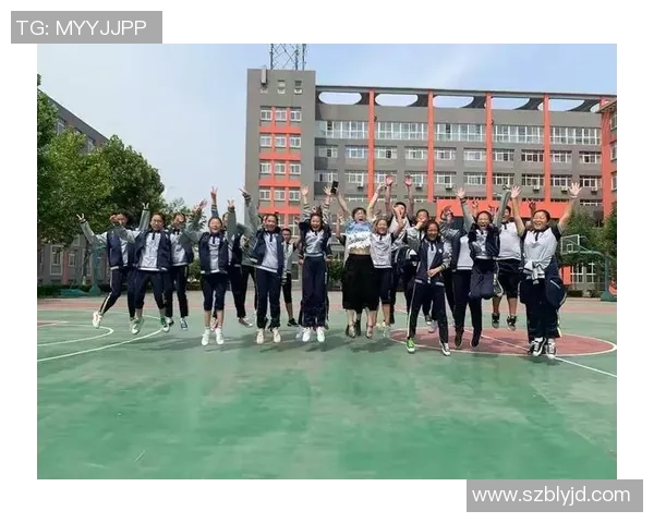 足球场上的四字成语智慧与激情交织的精彩瞬间